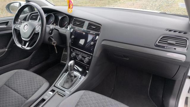Volkswagen Golf image 7