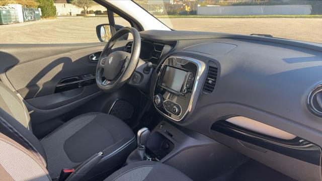Renault Captur image 9