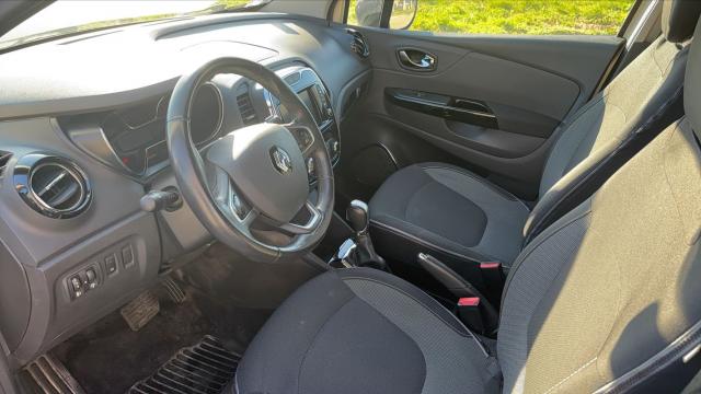Renault Captur image 2