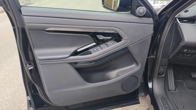 Land Rover Range Rover Evoque image 1