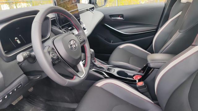 Toyota Corolla Touring Sports image 6