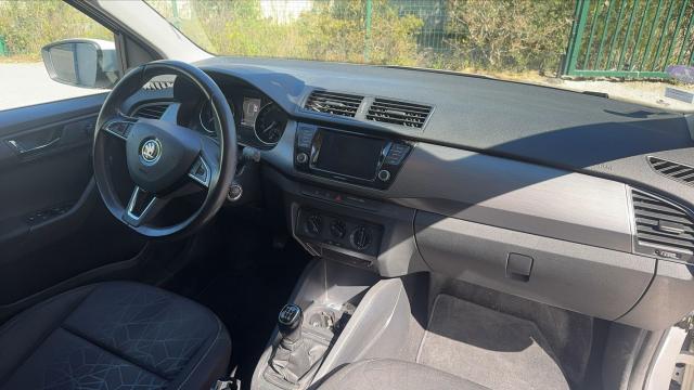 Skoda Fabia image 1