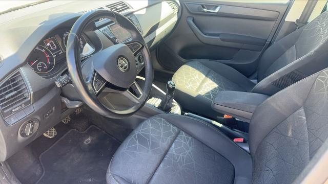 Skoda Fabia image 9