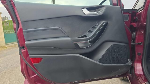 Ford Fiesta image 2