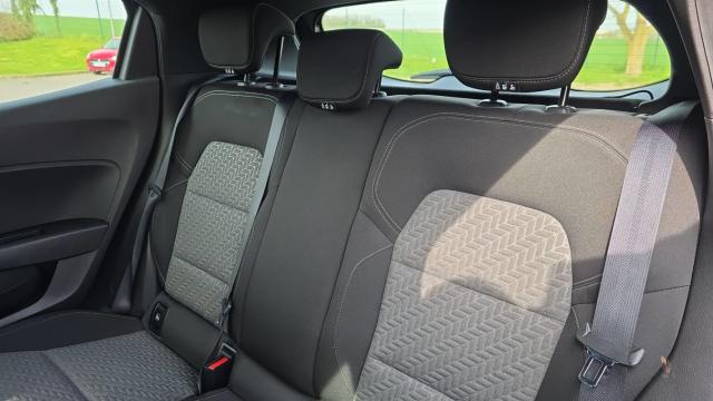 Renault Clio image 8