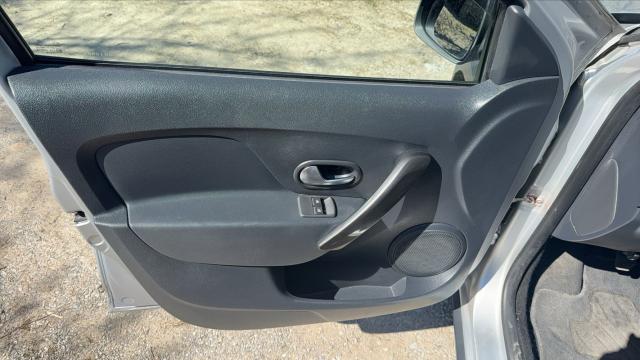 Dacia Sandero image 4