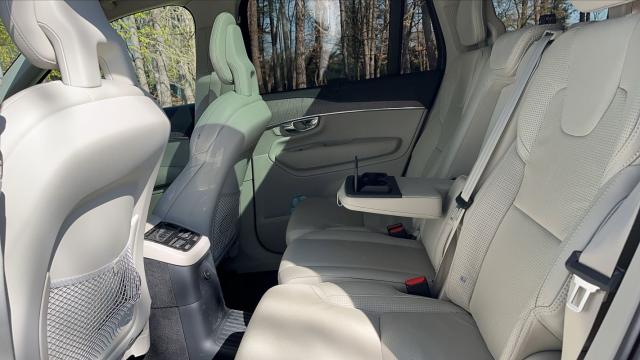 Volvo Xc90 image 2