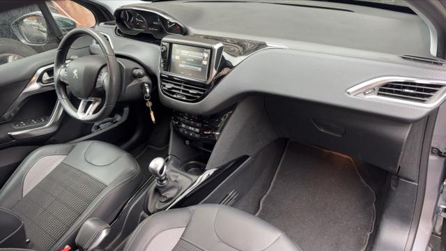 Peugeot 2008 image 5