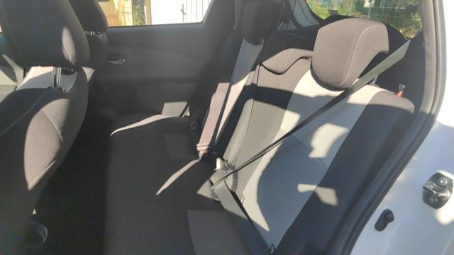 Toyota Yaris image 8