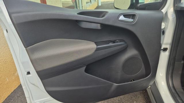 Ford Tourneo image 7