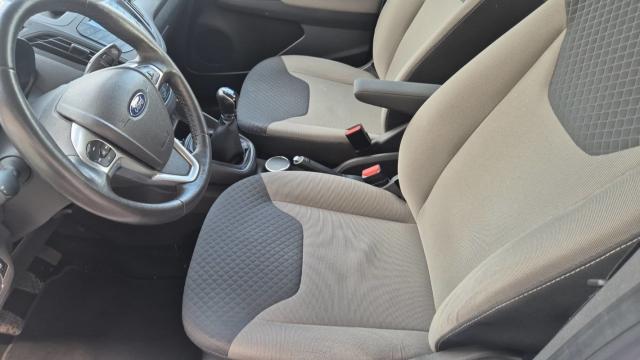 Ford Tourneo image 3