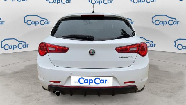 Alfa Romeo Giulietta image 4