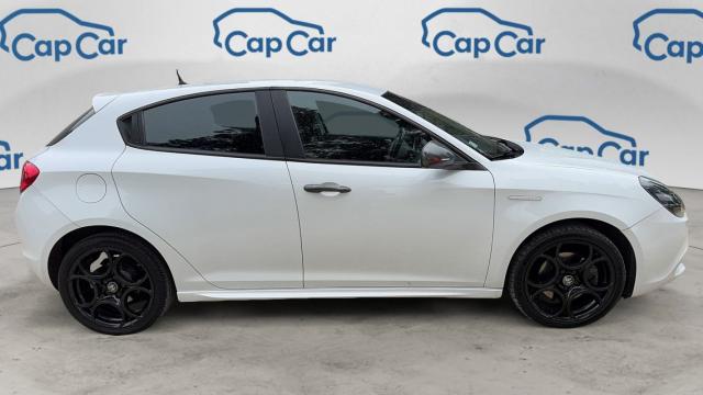 Alfa Romeo Giulietta image 2