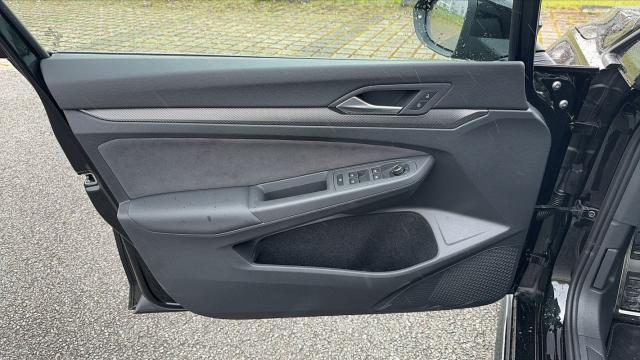 Volkswagen Golf image 5