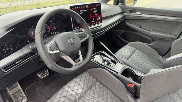 Volkswagen Golf image 3