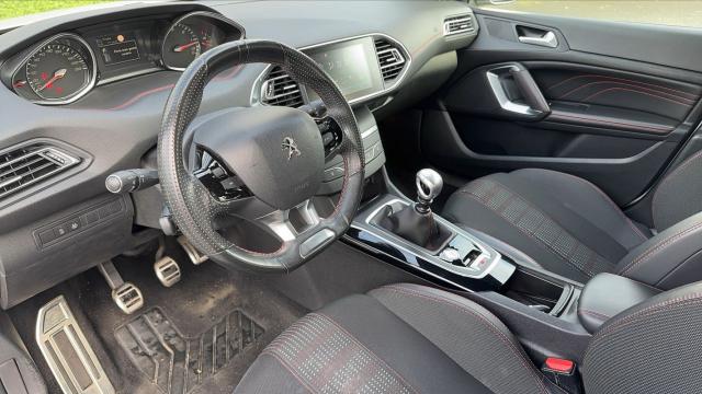 Peugeot 308 image 8