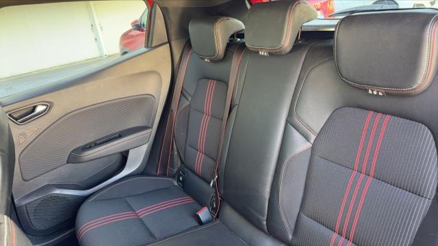 Renault Clio image 9