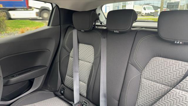 Renault Clio image 9