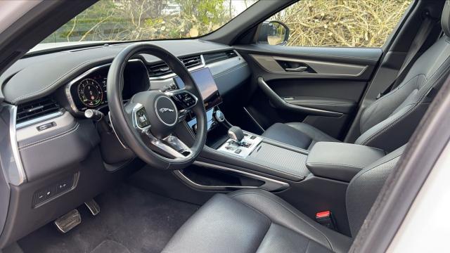 Jaguar F-Pace image 8