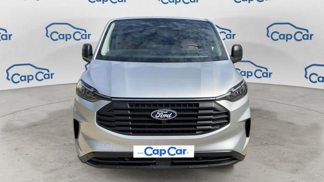 Ford Transit Custom image 2