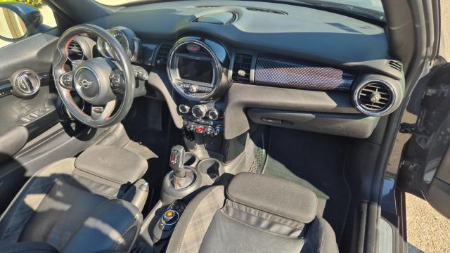Mini Cooper S image 7