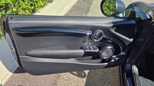 Mini Cooper S image 5