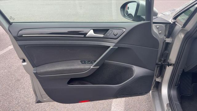 Volkswagen Golf image 2