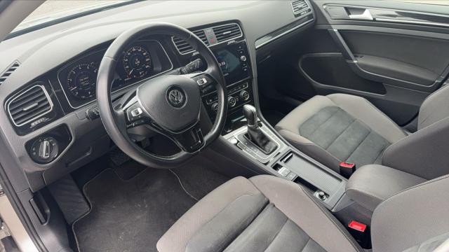 Volkswagen Golf image 7
