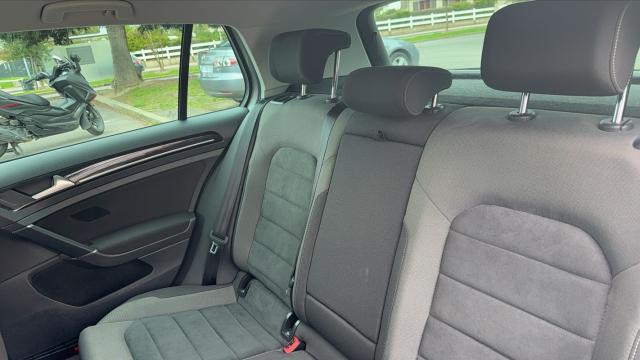 Volkswagen Golf image 1