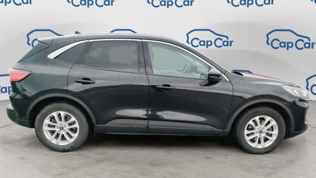 Ford Kuga image 3