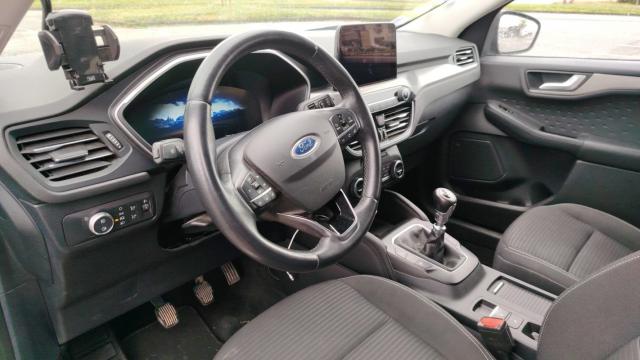 Ford Kuga image 5