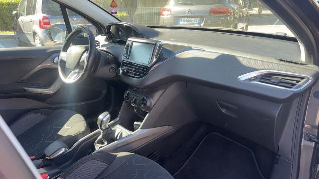 Peugeot 2008 image 5