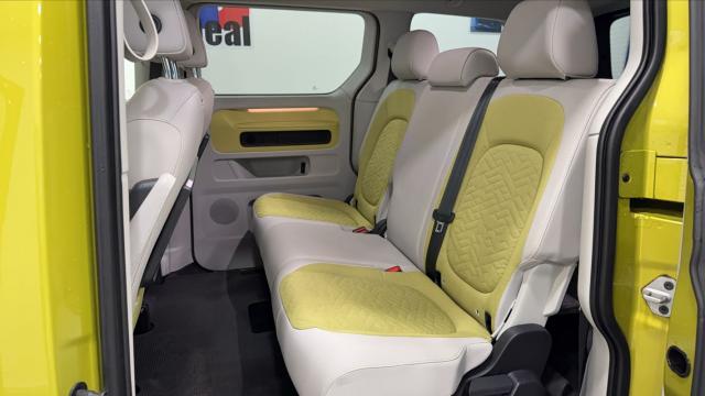 Volkswagen Id. Buzz image 5