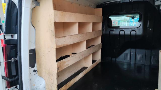 Renault Express image 2