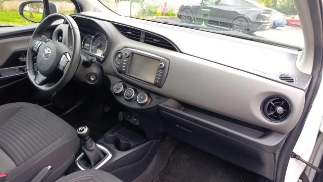 Toyota Yaris image 2