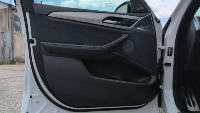 Bmw X4 image 2