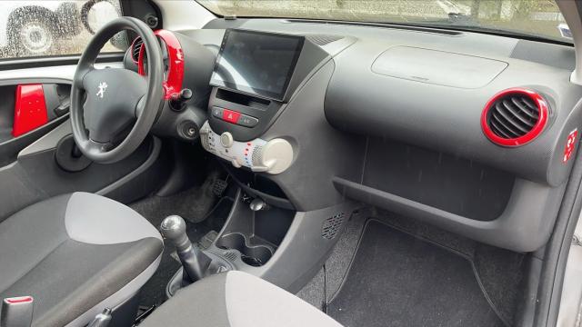 Peugeot 107 image 3
