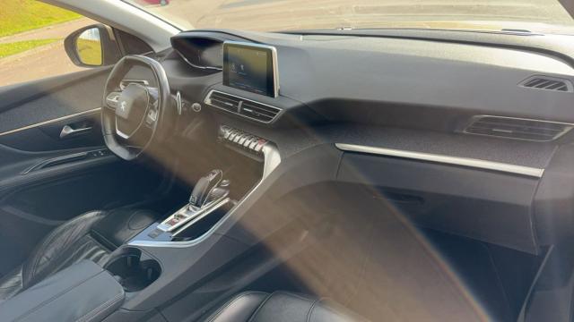 Peugeot 3008 image 7