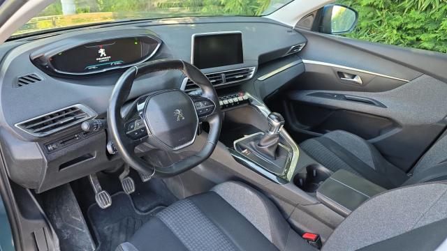 Peugeot 5008 image 3