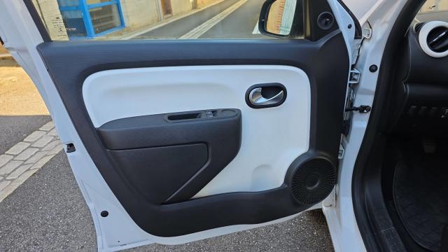 Renault Twingo image 2
