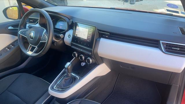 Renault Clio image 9