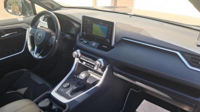 Toyota Rav4 image 3