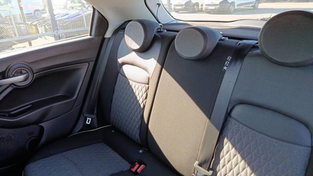 Fiat 500x image 7