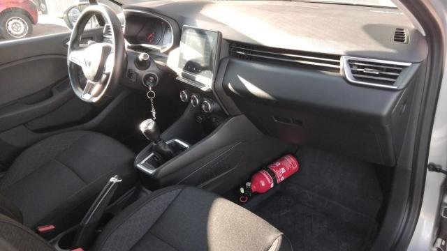 Renault Clio image 8