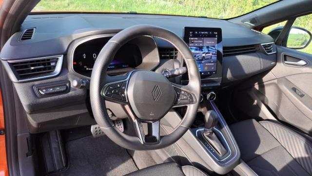 Renault Clio image 1