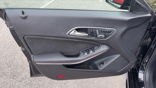 Mercedes Benz Classe Cla image 8