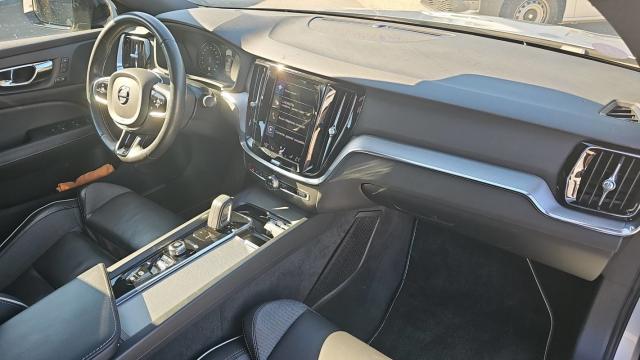 Volvo S60 image 9