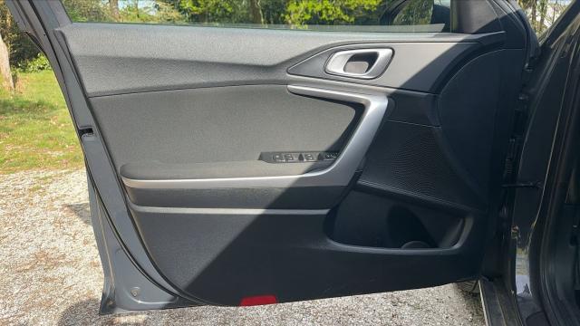 Kia Xceed image 8