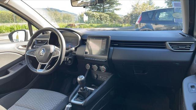 Renault Clio image 6