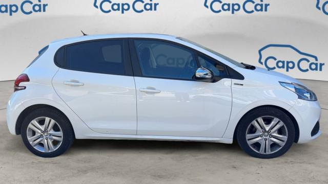 Peugeot 208 image 6
